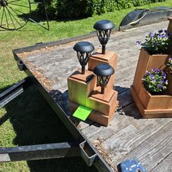3 Tierd Solar Garder Lights, Cedar 