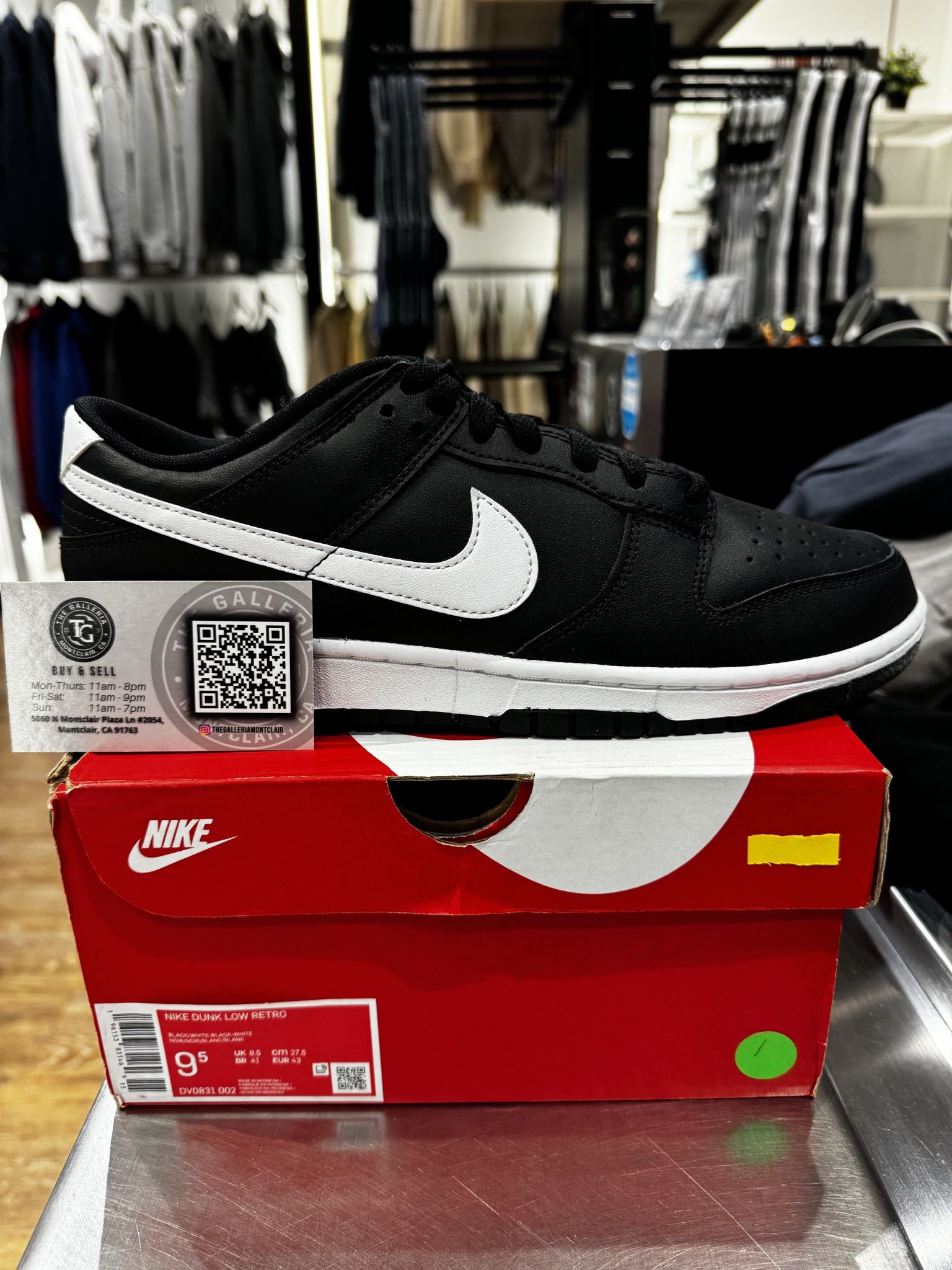 Dunk Low Black Panda 2.0