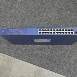 Netgear GS724TPP