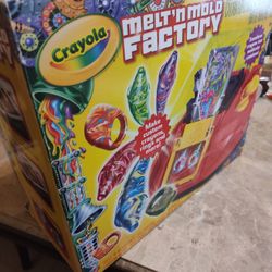 Crayola Melt N Mold Factory (New)$35 Kids Toy