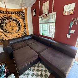 4pc Modular Couch w/ ottoman and storage cube