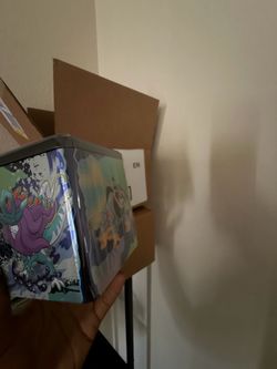 Pokémon tins
