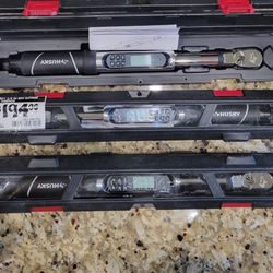 Husky 3/8 in. Drive Electronic Torque Wrench