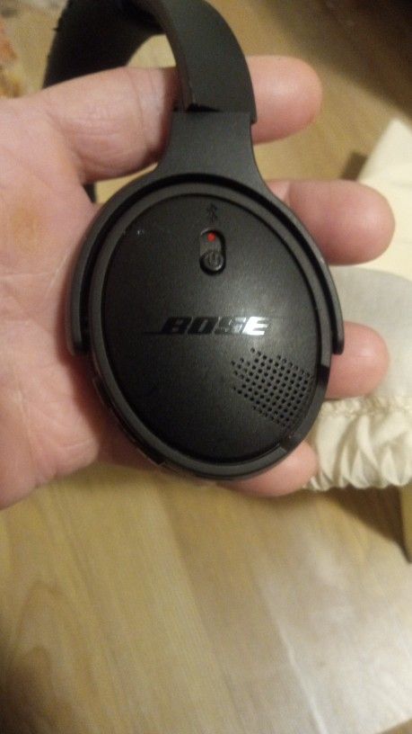 Bose Quiet Comfort Wireless Headphones