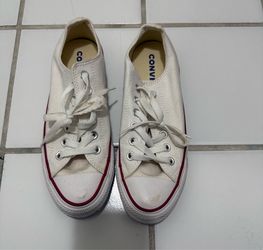 WHITE CONVERSE SIZE 7