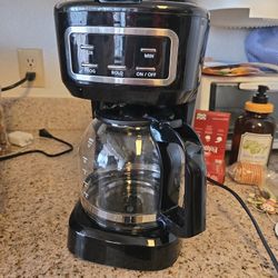  Mainstays 12-Cup Programmable Coffee Maker. 