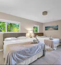 Queen Size Bed Excl Mattress