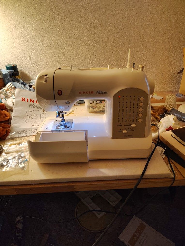 Singer Athena Sewing Machine