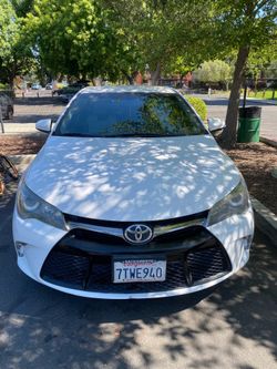 Toyota Camry 2016 SE