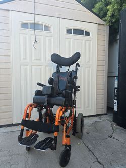 Kids wheelchair and Gate Trainer/walker for kids
