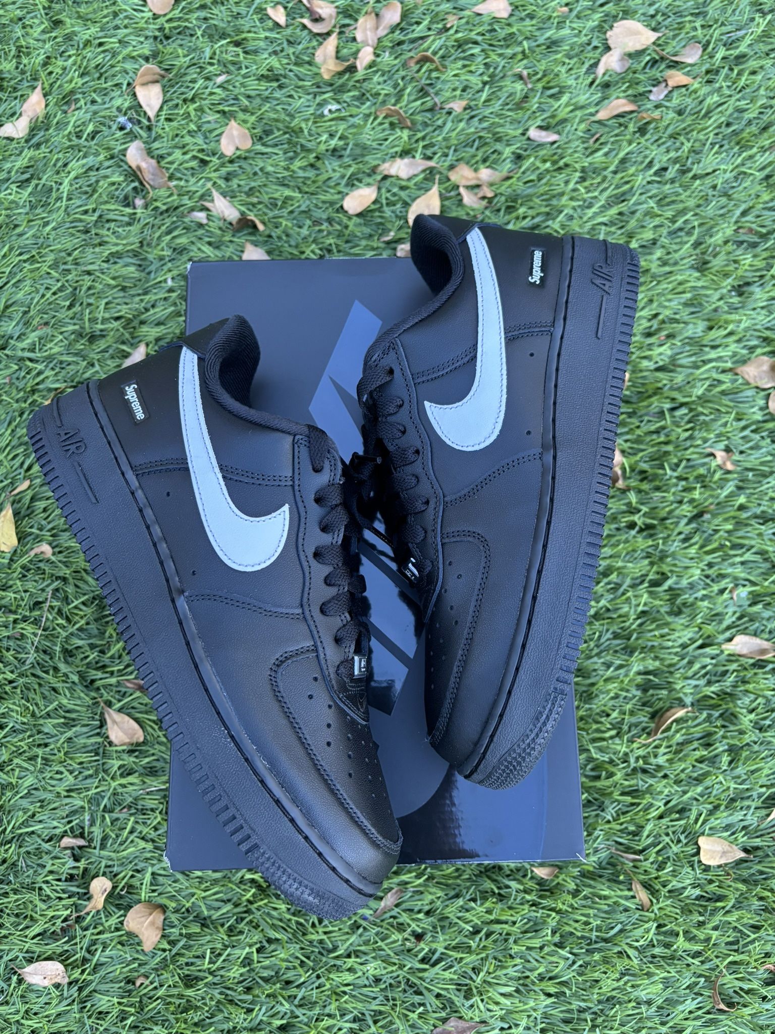 Supreme X Air Force 1 Low Box Logo “Black”