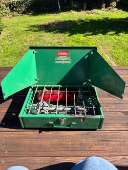 Coleman 425E Double Burner Portable Gas Camping Stove
