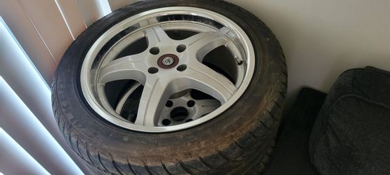 Llantas semi nuevas con vonitos rines
