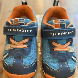 TSUKIHOSHI toddler boys shoes Navy/Tangerine - size 8