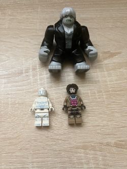 Lego Minifigures (READ DESCRIPTION)