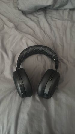 Corsair HS70 Headphones