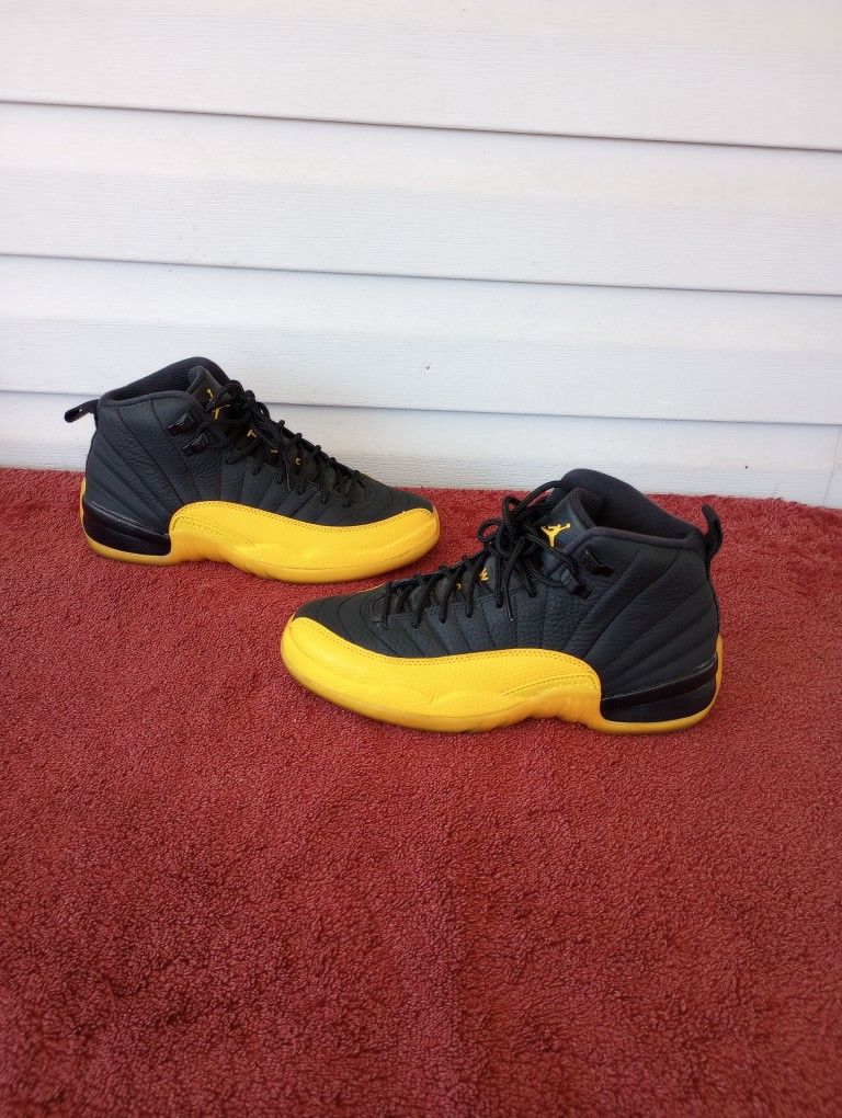 Nike Air Jordan 12 Retro University Gold GS Size (153265 070)