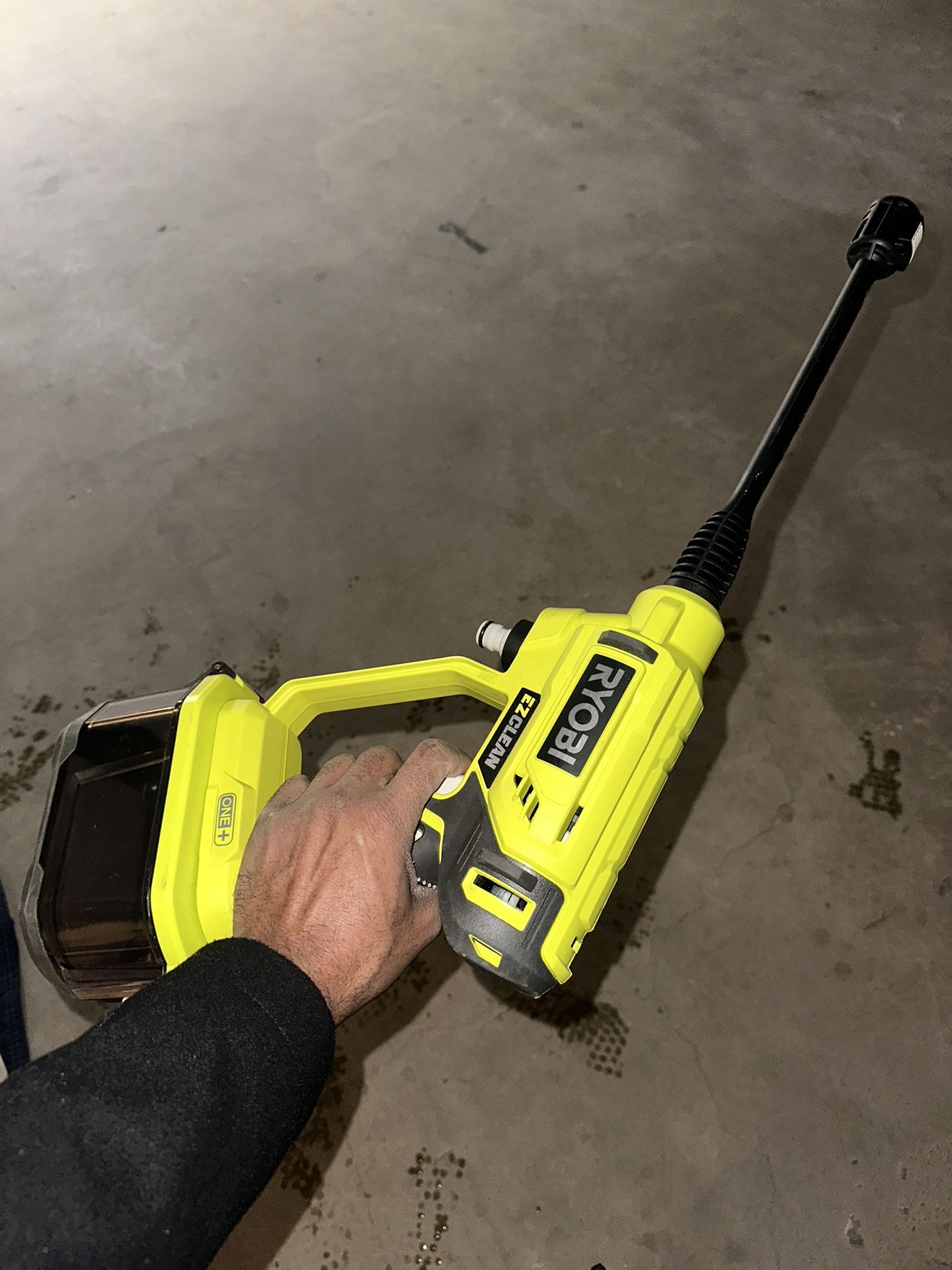 Ryobi Power Cleaner Gun. No Cord Or Attachment