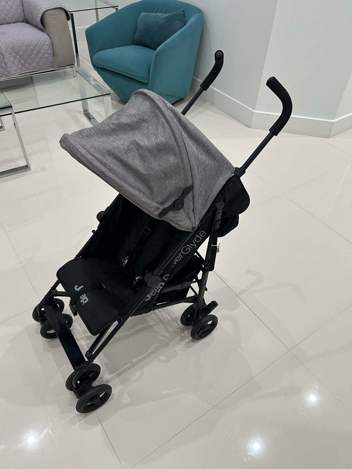 Single Stroller – Excellent Condition!**