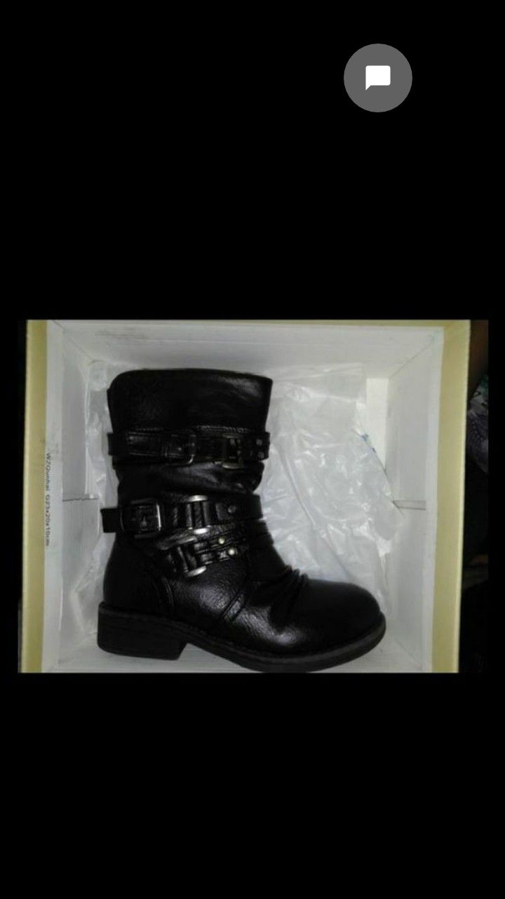 Size 10 M excellent condition boots for girl