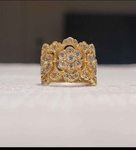 14K Gold Diamond Flower Heavy Ring