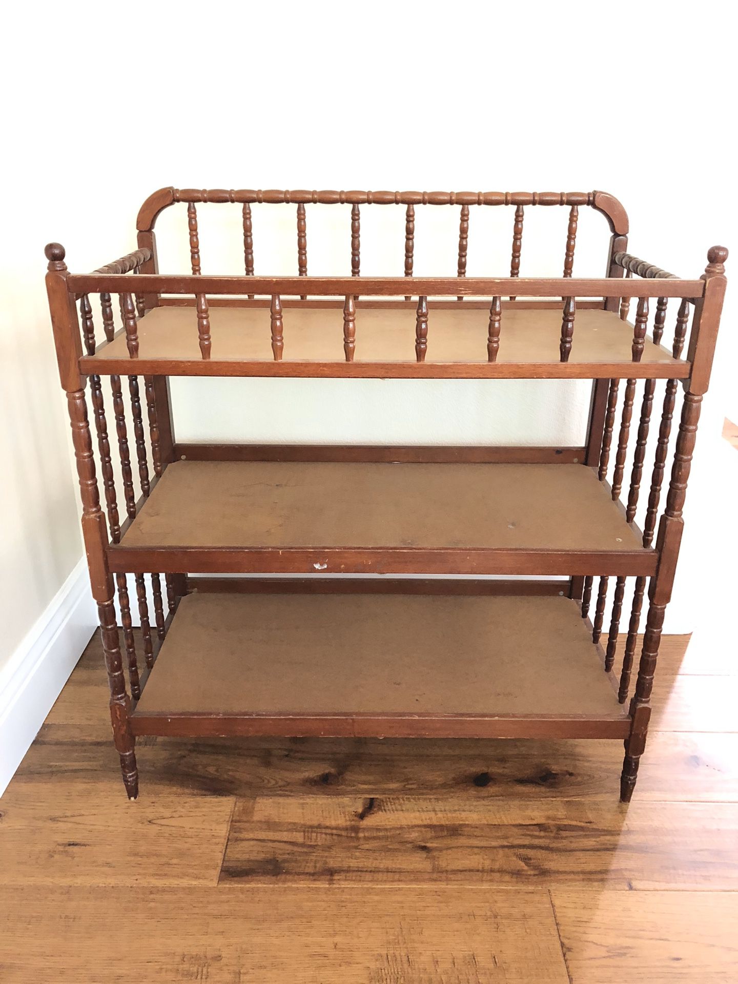 Spindle changing table