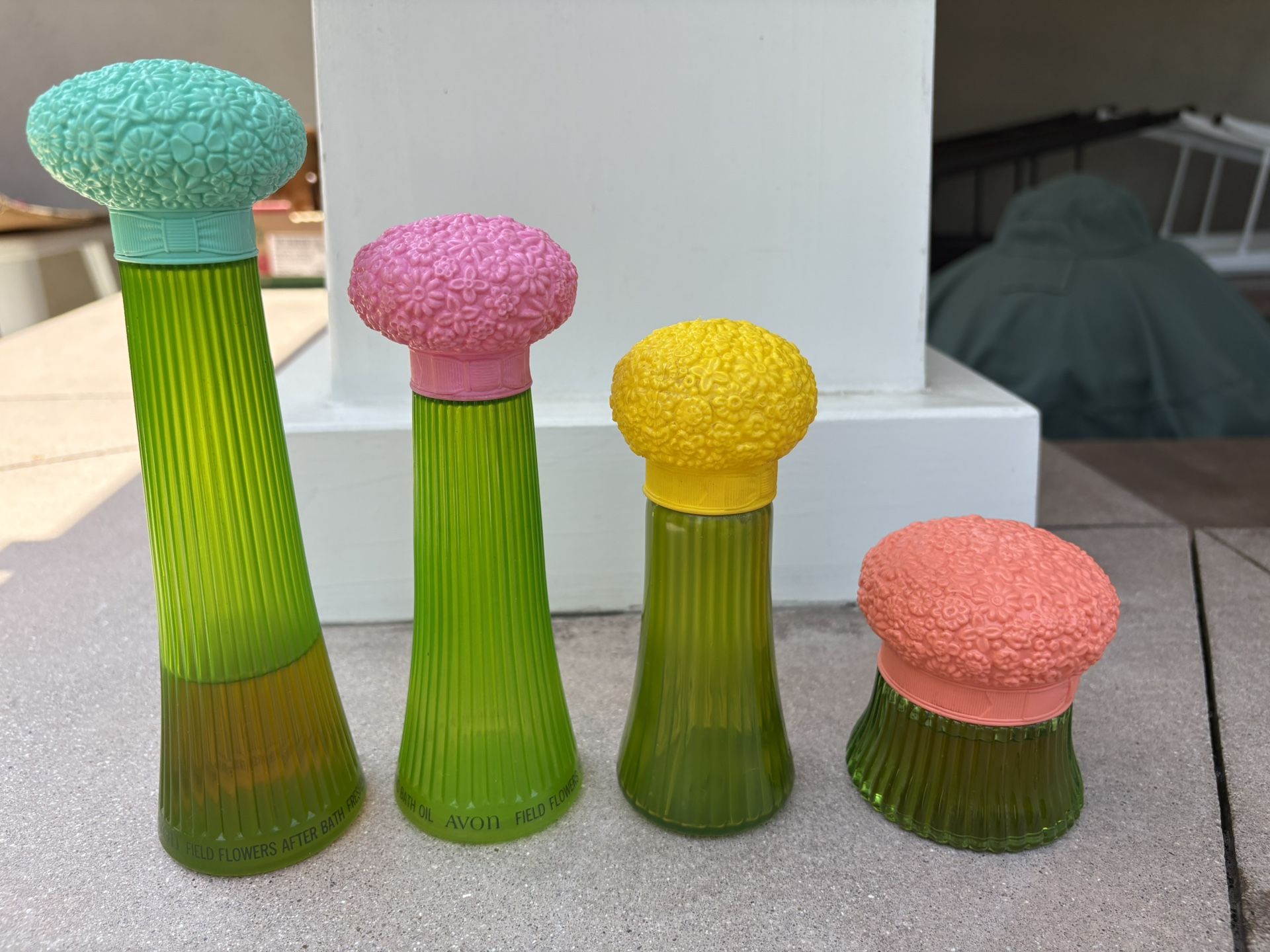 Vintage Avon Field of Flowers Set