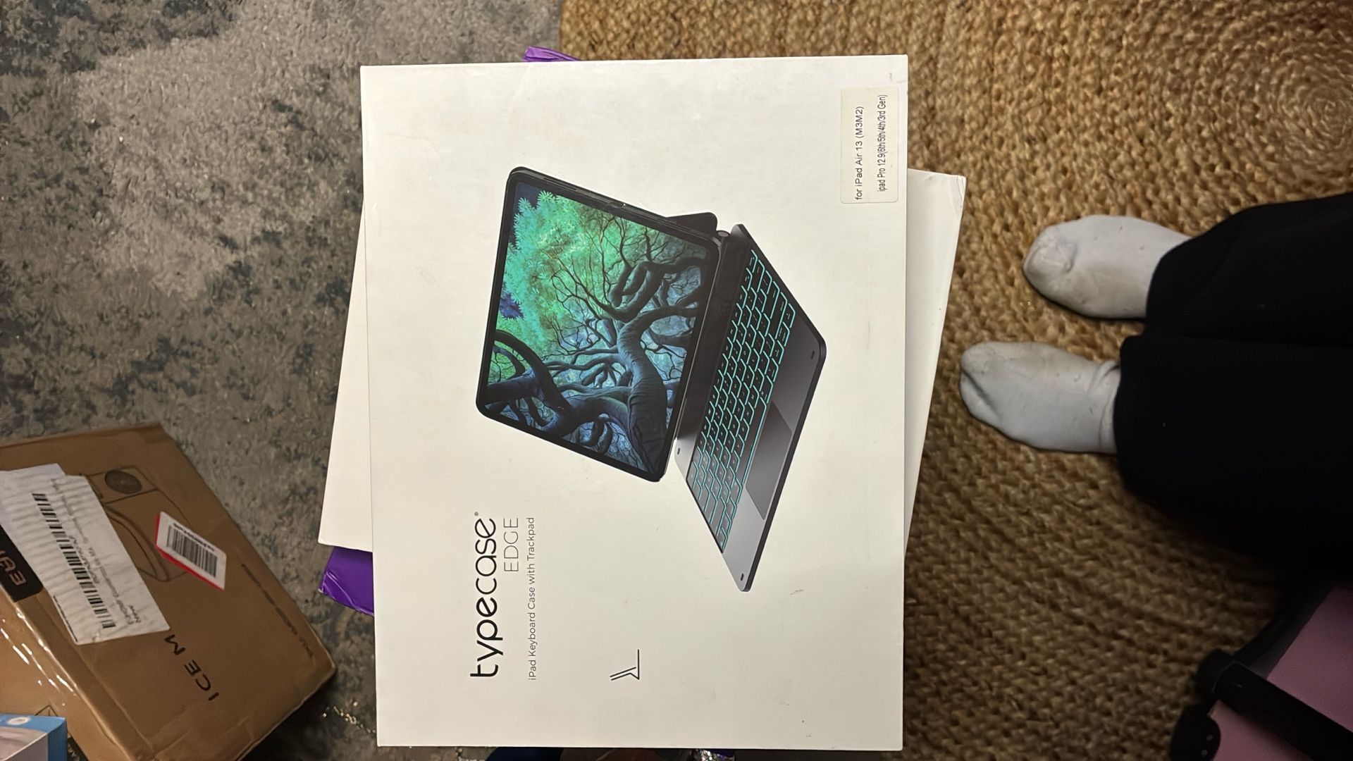 Typecast Edge iPad Keyboard Case W/ Trackpad