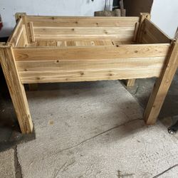 Cedar Raised Garden Bed