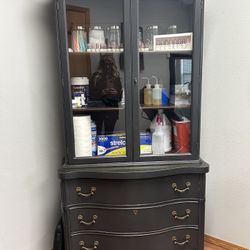Hutch Cabinet 