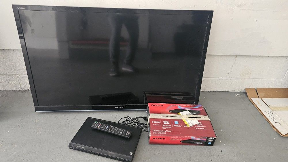 42" Sony TV With Wallm Mount. Remote And Dvd Player