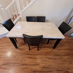 Dining Room Table 