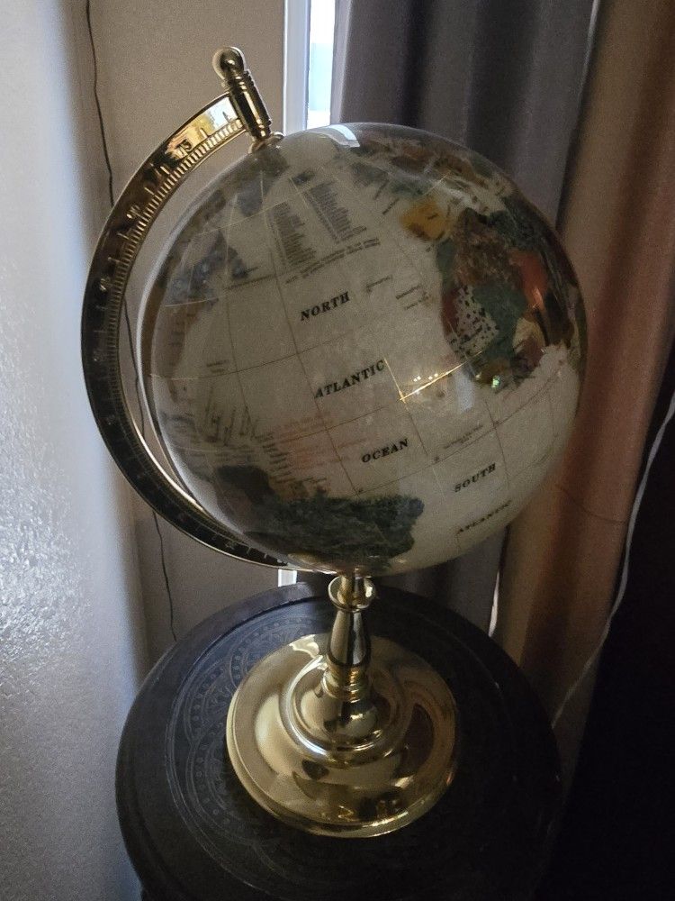 Spinning Gemstone Globes 


