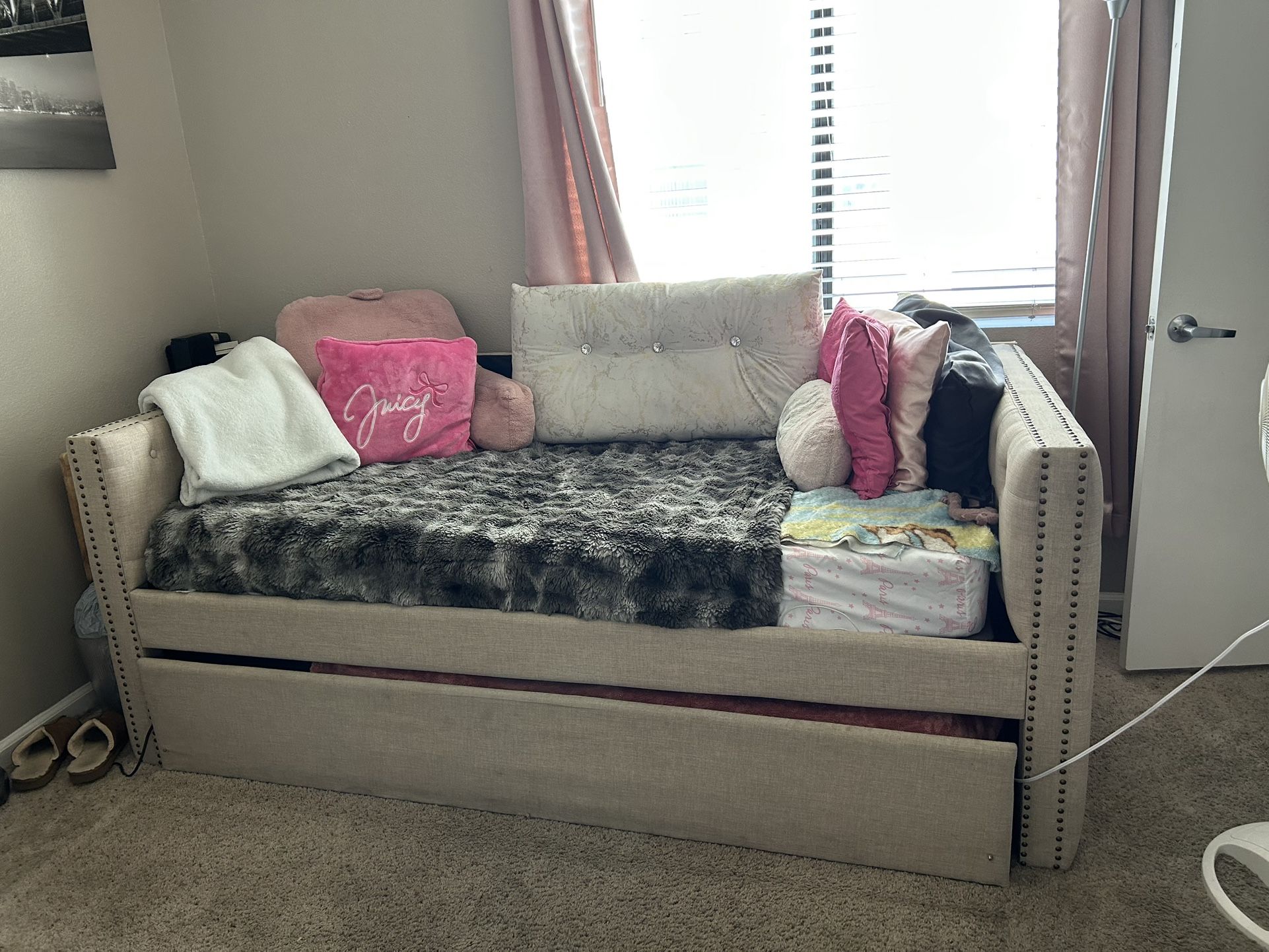 twin trundle bed