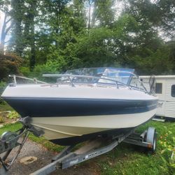 Rally Boat
