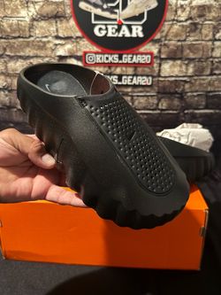 Nike Mind 001  triple black Size 12