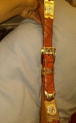 Beautiful shiny belt. From Gto Mex.
