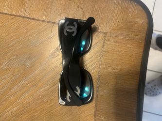 CHANEL 5555 Sunglasses( i will a