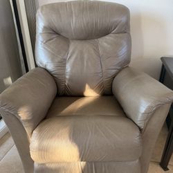 Comfy leather gray recliner 