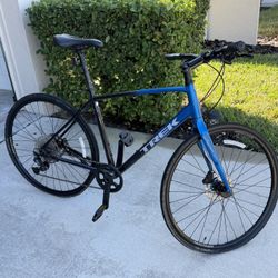 Trek FX 3 Hybrid Bike