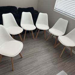Dining Table 6 Modern Chairs 