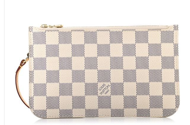 🆕Louis Vuitton Azur Damier Wristlet🆕