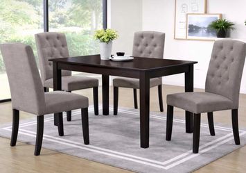 ELEGANT~ COZY~COMFY NOOK DINING SET!