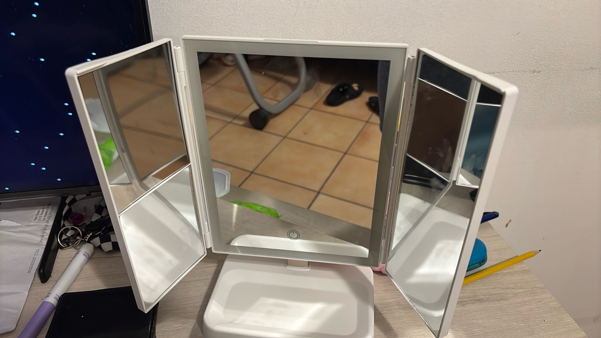 Light Mirror