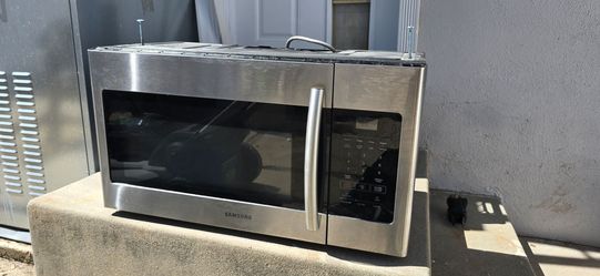 Samsung Stainless Steel Over-the-Range Microwave