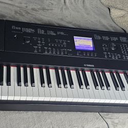 Yamaha DGX 660 Piano 