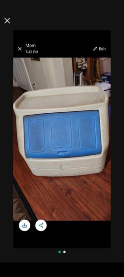 TOY BOX, HIGH CHAIR, CAR SEATS