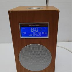 Tivoli Audio Model 10 AM/FM Clock Radio Cherry Walnut - TESTED (no remote).