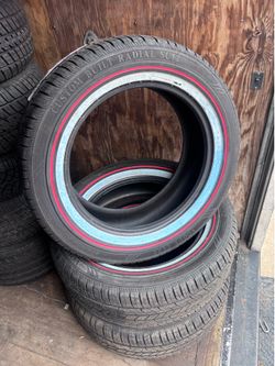 275/55/20 redline Vogue tires red stripe only 3