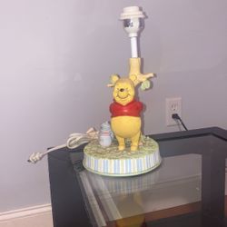 Vintage winnie the pooh lamp